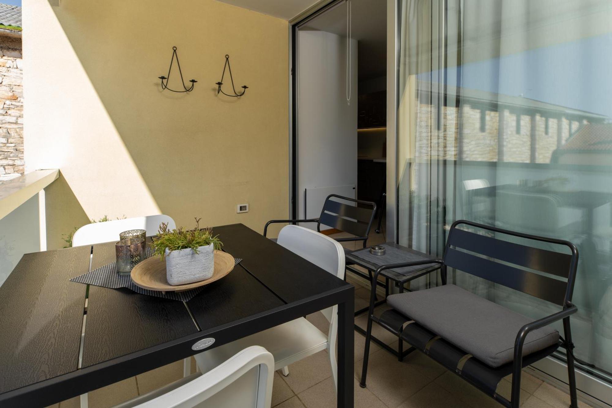 Apartments Casa Emonia Novigrad Istria Kültér fotó